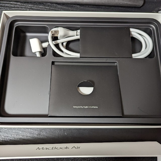 Mac (Apple)(マック)のmacbook air 11inch 2015　moft スマホ/家電/カメラのPC/タブレット(ノートPC)の商品写真