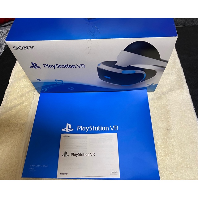 PlayStation VR(プレイステーションヴィーアール)のPSVR SONY CUHJ-16000 エンタメ/ホビーのゲームソフト/ゲーム機本体(家庭用ゲーム機本体)の商品写真