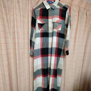 バーバリーブルーレーベル(BURBERRY BLUE LABEL)のバーバリーブルーレーベル　ロングシャツワンピース　38  中古(ひざ丈ワンピース)