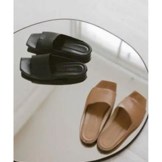 クラネ(CLANE)のSQUARE FLAT SANDAL clane ameri vintage (サンダル)