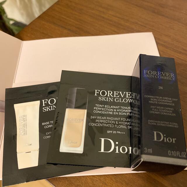 Dior(ディオール)のディオール ファンデーション 下地 コンシーラー コスメ/美容のキット/セット(サンプル/トライアルキット)の商品写真