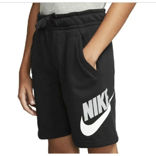 NIKE(ナイキ)のナイキ150 キッズ/ベビー/マタニティのキッズ服男の子用(90cm~)(パンツ/スパッツ)の商品写真