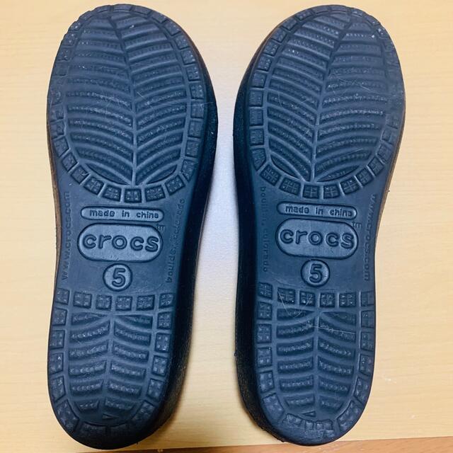 crocs(クロックス)の【美品】クロックス　ブラック　フラットシューズ　5 レディースの靴/シューズ(ハイヒール/パンプス)の商品写真