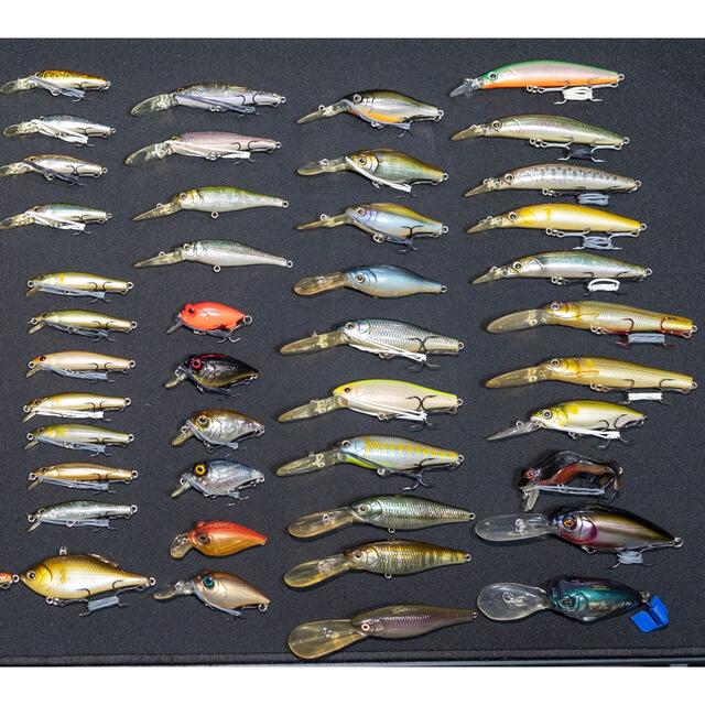 Megabass(メガバス)のMEGABASS 中古ルアー 73個セット スポーツ/アウトドアのフィッシング(ルアー用品)の商品写真