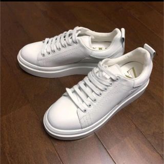 ザラ(ZARA)のZARA  レザースニーカー(スニーカー)