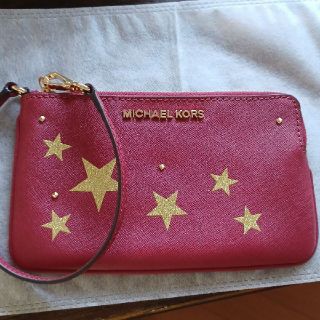 マイケルコース(Michael Kors)の【新品】MICHAEL KORS　ポーチ　通帳ケース(ポーチ)