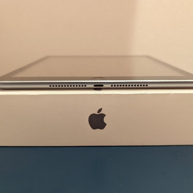 アップル iPad 第5世代 cellularモデル 32GB スペースグレイ