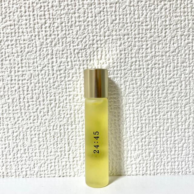 Cosme Kitchen(コスメキッチン)のuka ネイルオイル 24:45 コスメ/美容のネイル(ネイルケア)の商品写真