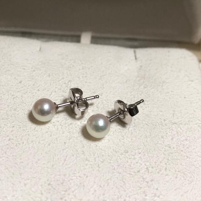 MIKIMOTO(ミキモト)の美品　ミキモト  ピアス k18 WG   レディースのアクセサリー(ピアス)の商品写真