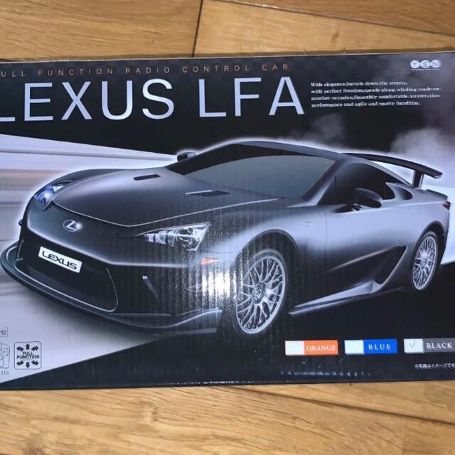 レクサス　LEXUS ラジコン　ブラック　オレンジ エンタメ/ホビーのおもちゃ/ぬいぐるみ(ホビーラジコン)の商品写真