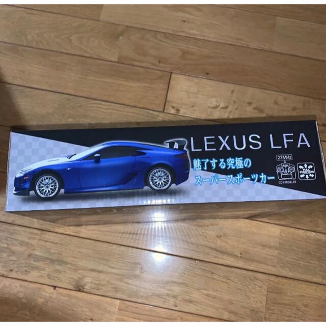レクサス　LEXUS ラジコン　ブラック　オレンジ エンタメ/ホビーのおもちゃ/ぬいぐるみ(ホビーラジコン)の商品写真