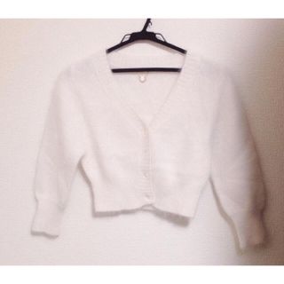 スナイデル(SNIDEL)の美品 snidel ♡ シンプルコンパクトファーカーデ(カーディガン)