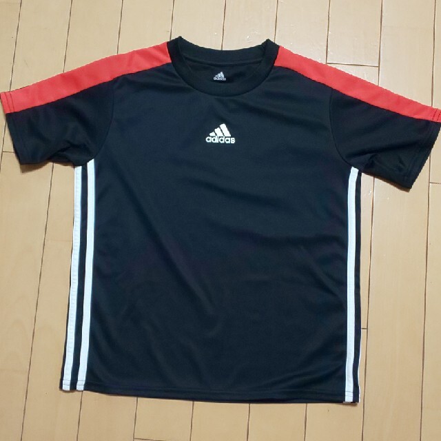 adidas(アディダス)のたぁひゅ様専用 キッズ/ベビー/マタニティのキッズ服男の子用(90cm~)(Tシャツ/カットソー)の商品写真