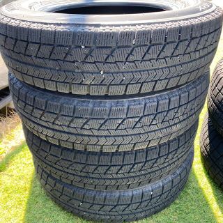 ブリヂストン(BRIDGESTONE)の☆バリ溝スタッドレス☆軽自動車用☆145/80R13☆国産ブリヂストンVRX☆(タイヤ)