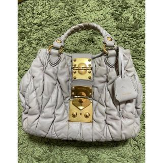 ミュウミュウ(miumiu)のmiu miu マテラッセ 2wayバッグ(ハンドバッグ)