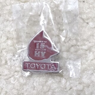 トヨタ(トヨタ)のTOYOTAトヨタ　非売品　プリウス　鉄腕アトム　15周年記念ピンバッジ　ピンズ(ノベルティグッズ)