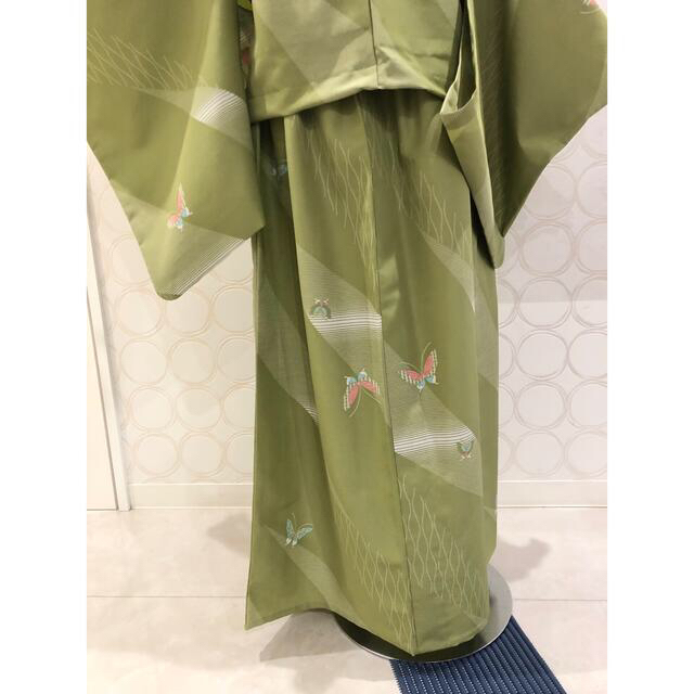 着物リメイク 緑茶 蝶々 ショート丈羽織 ロングスカート レディースのレディース その他(セット/コーデ)の商品写真