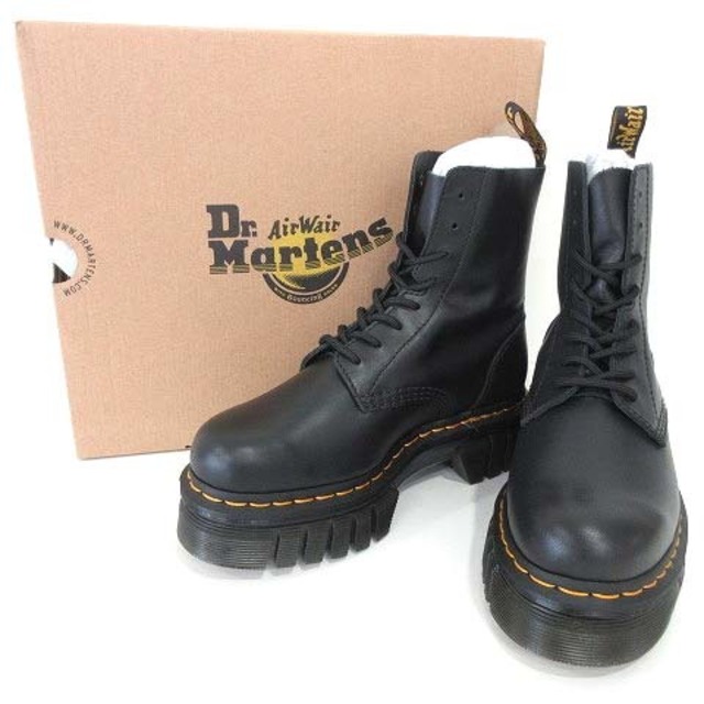 Dr.Martens(ドクターマーチン)のドクターマーチン タグ付き 8ホール 厚底 ショート ブーツ 24cm レディースの靴/シューズ(ブーツ)の商品写真