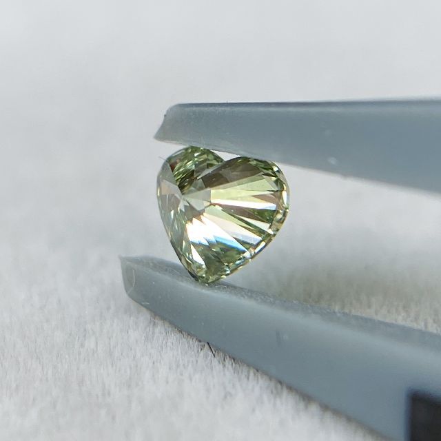 新品 正規品 Green ファンシーグリーン ハートシェイプ Fancy ダイヤモンドルース 50 Off アクセサリー