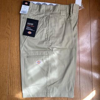 ディッキーズ(Dickies)のディッキーズ　パンツ　ショート　フラットフロントワークパンツ　チノ　カーキ　新品(ワークパンツ/カーゴパンツ)