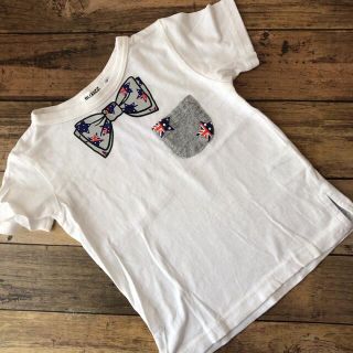 ベベ(BeBe)のTシャツ　100 BEBE BUZZFULL(Tシャツ/カットソー)