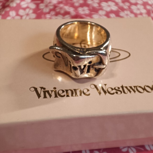 Vivienne Westwood(ヴィヴィアンウエストウッド)のヴィヴィアン ウエストウッド ☆シルバーリング レディースのアクセサリー(リング(指輪))の商品写真