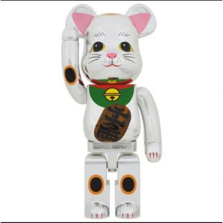 メディコムトイ(MEDICOM TOY)のBE@RBRICK 招き猫 銀メッキ 発光 1000％(フィギュア)