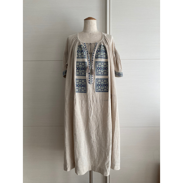 nesessaire ネセセア ウクライナ刺繍ワンピース - ロングワンピース