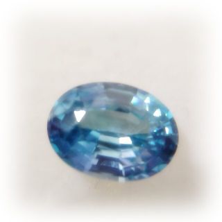 ブルージルコン 2.35ct ルース(各種パーツ)