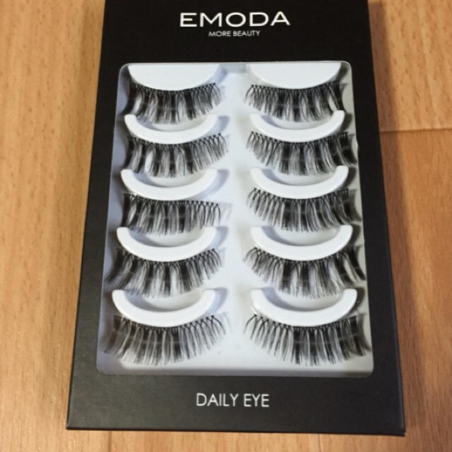 EMODA(エモダ)の【新品】EMODA/エモダ/DAILY EYE/つけまつげ【送料無料】 コスメ/美容のベースメイク/化粧品(つけまつげ)の商品写真