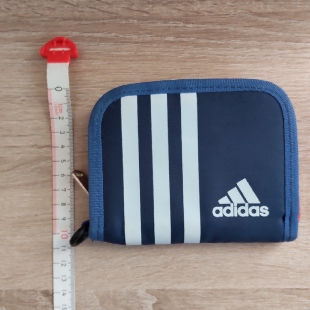 adidas(アディダス)のアディダス  財布  青 キッズ/ベビー/マタニティのこども用ファッション小物(財布)の商品写真