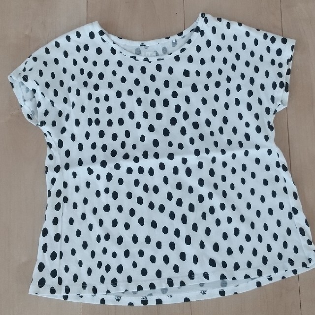 UNIQLO(ユニクロ)のUNIQLO☆120cm Tシャツ パンツ 4点セット キッズ/ベビー/マタニティのキッズ服女の子用(90cm~)(Tシャツ/カットソー)の商品写真