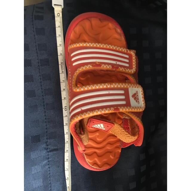 adidas(アディダス)のアディダス　キッズサンダル キッズ/ベビー/マタニティのキッズ靴/シューズ(15cm~)(サンダル)の商品写真