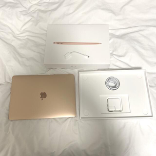 MacBook Air M1チップ (ノートPC)