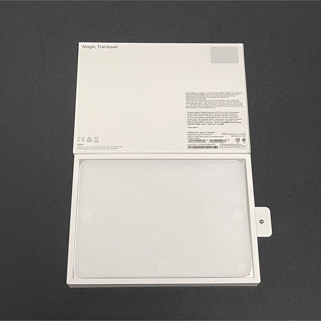 Apple(アップル)のApple Magic Trackpad 3トラックパッド MK2D3ZA/A スマホ/家電/カメラのPC/タブレット(PCパーツ)の商品写真