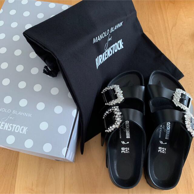 MANOLO BLAHNIK(マノロブラニク)のレディース MANOLO BLAHNIK × Birkenstock サンダル  レディースの靴/シューズ(サンダル)の商品写真