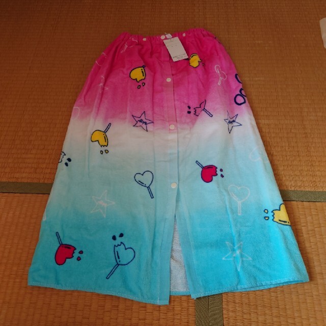 ALGY(アルジー)のALGY新品ラップタオル キッズ/ベビー/マタニティのキッズ服女の子用(90cm~)(その他)の商品写真