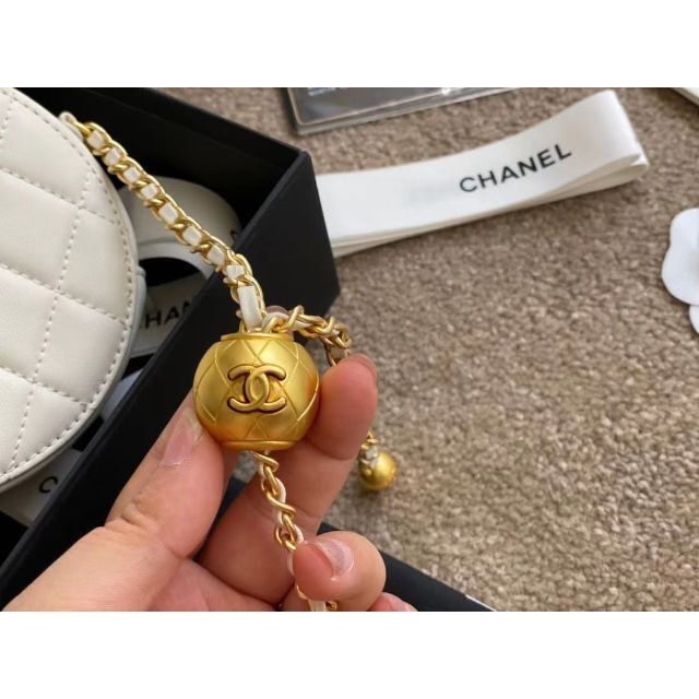 ッグです CHANEL - シャネル CHANELラウンドチェーンショルダーバッグの通販 by ユキト 's shop|シャネルならラクマ カテゴリ
