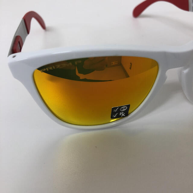 Oakley(オークリー)のOAKLEY オークリー Frogskins ポラロイズド 偏光　サングラス メンズのファッション小物(サングラス/メガネ)の商品写真