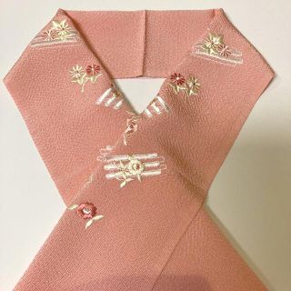 新品未使用   最高級品　希少　正絹　刺繍　半衿豪華