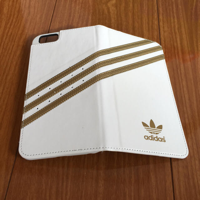 adidas(アディダス)のcandy0927様 専用  アディダス iPhone6 Plus スマホケース スマホ/家電/カメラのスマホアクセサリー(iPhoneケース)の商品写真