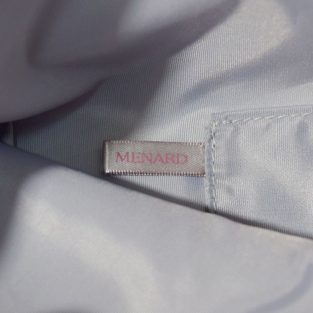 MENARD(メナード)のMENARD(メナード)　クラッチバッグ　未使用品 レディースのバッグ(クラッチバッグ)の商品写真