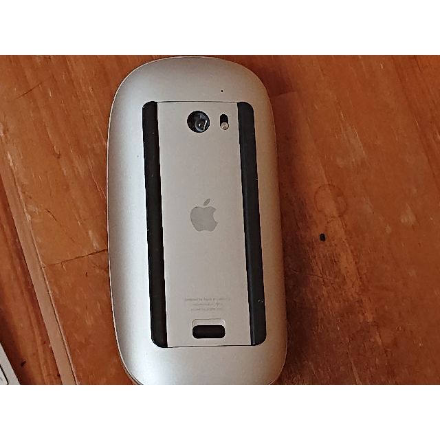 Apple(アップル)のApple マジックマウス　キーボード　トラックパット スマホ/家電/カメラのPC/タブレット(PC周辺機器)の商品写真