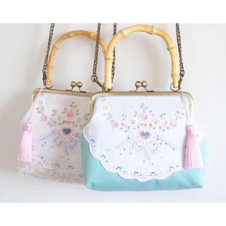 メリージェニー(merry jenny)のheart embroidery hand bag(blue)(ハンドバッグ)