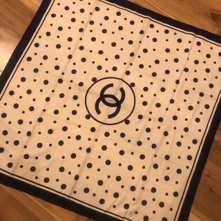 シャネル(CHANEL)のpopo様専用☆CHANEL 大判ヴィンテージドットスカーフ(バンダナ/スカーフ)