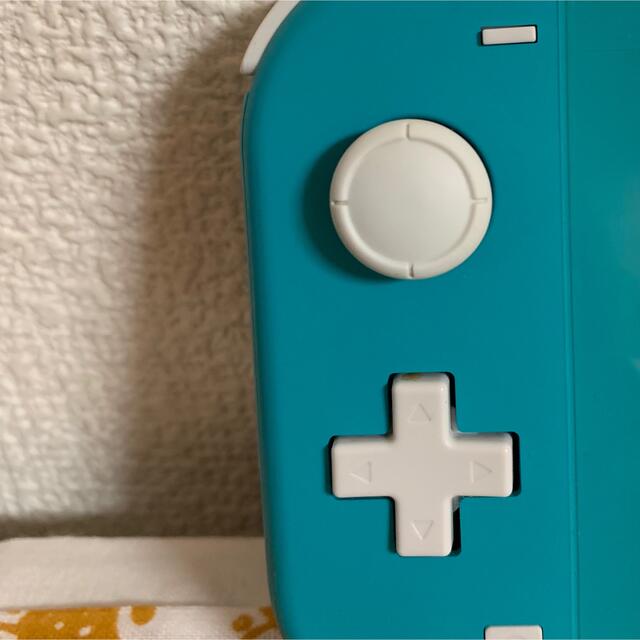 Nintendo Switch(ニンテンドースイッチ)のNintendo Switch Lite ターコイズ  エンタメ/ホビーのゲームソフト/ゲーム機本体(携帯用ゲーム機本体)の商品写真