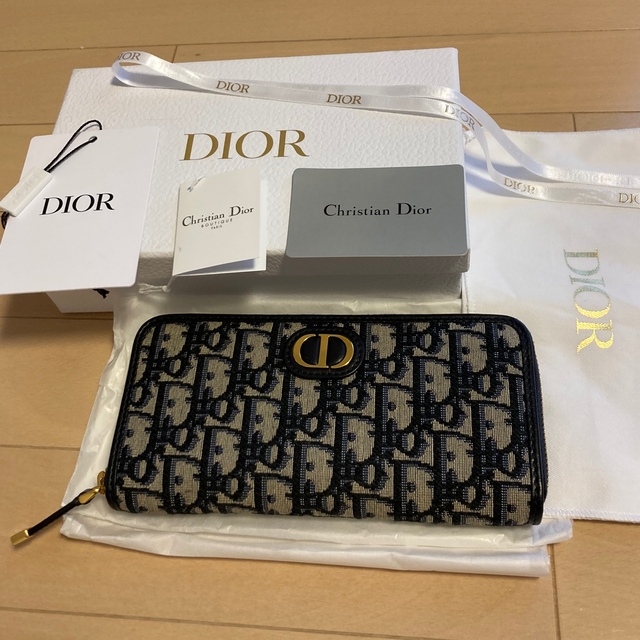 レディースChristian Dior☆長財布☆ラウンドファスナー☆オブリーク