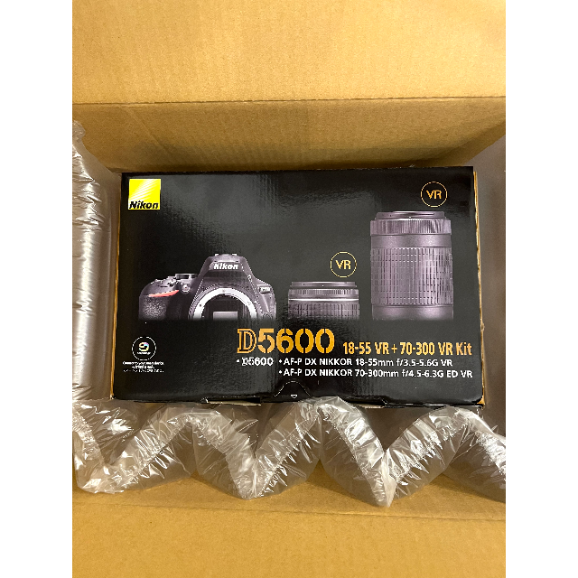 ❤Nikon❤合計64GBのSDカード付き❤D5600レンズセット