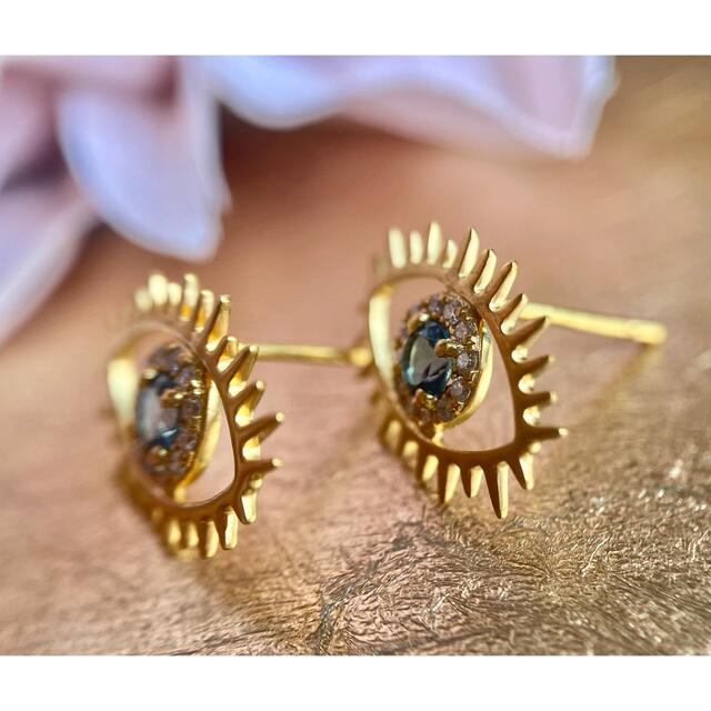 Evil Eye✨キラッキラ✨天然ターコイズダイヤモンド取り巻きピアス