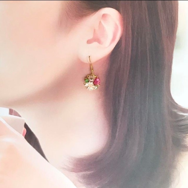 No.220 ピンクとグリーンが可愛い♡本物のお花のブーケピアス　イヤリング ハンドメイドのアクセサリー(ピアス)の商品写真